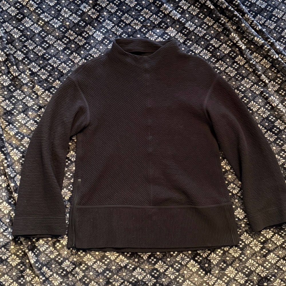 Lululemon On Repeat MockNeck - Picture 3 of 9